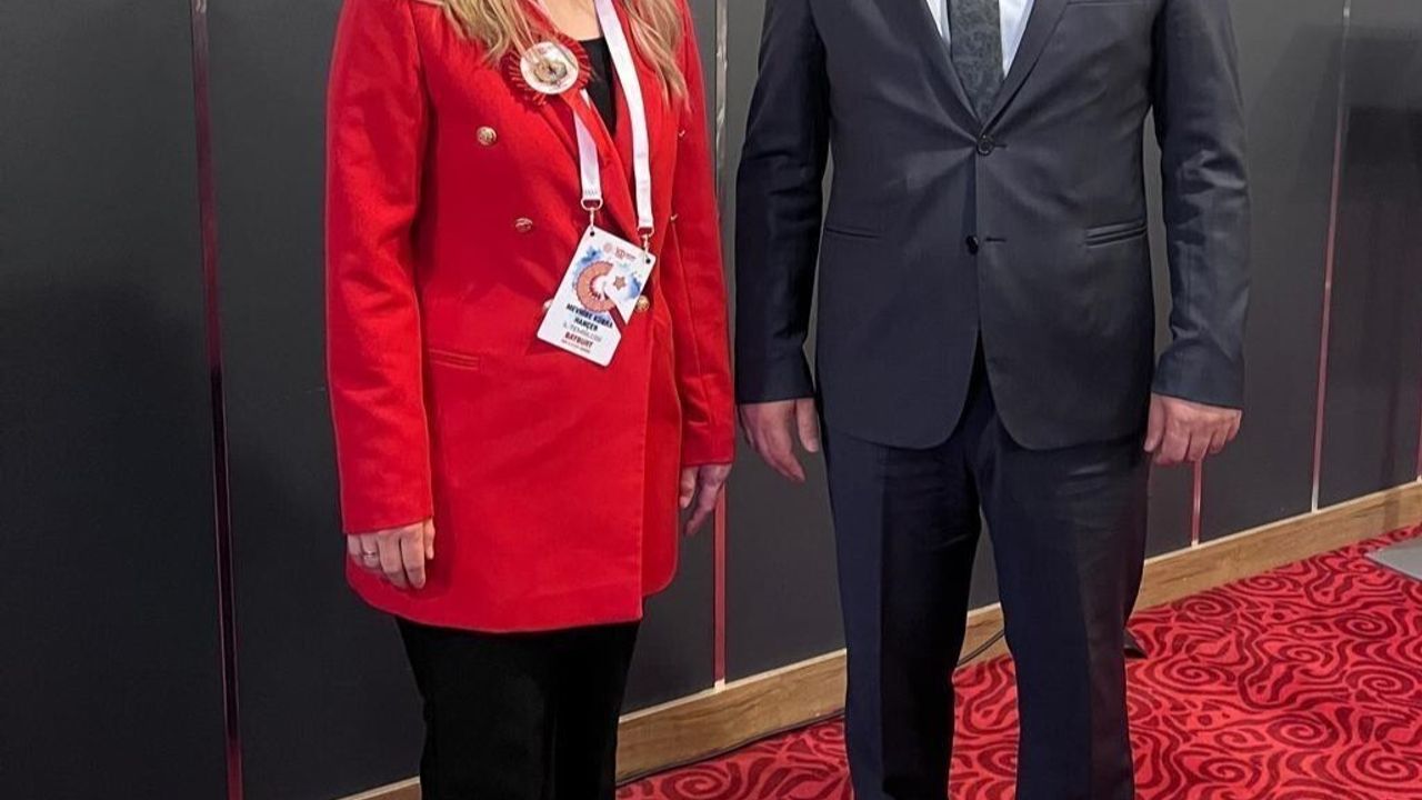 Bayburt'un Yılın Öğretmeni: Mevhibe Kübra Hançer