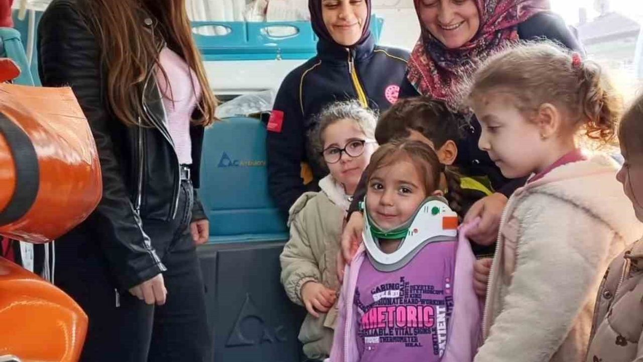 Bayırköy’de Kur’an Kursu Öğrencilerinin 112 Acil Merkezine Ziyareti