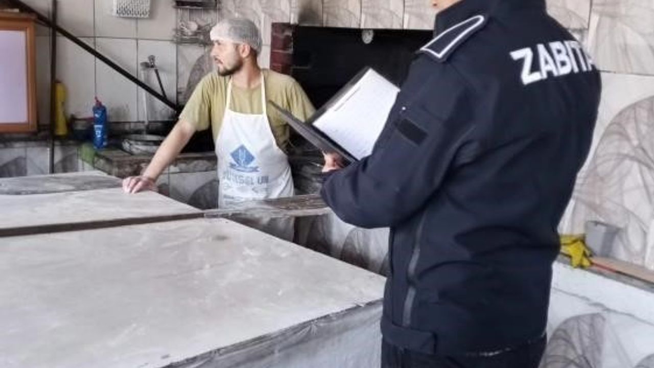 Bayırköy'de Zabıta Ekiplerinden Sıkı Gıda ve Hijyen Denetimleri