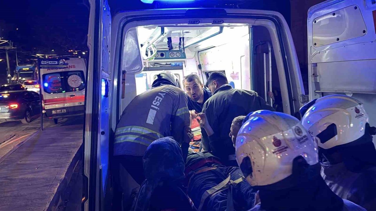 Beyoğlu'nda Metro Şantiye Alanında Çöken İskele: 1 İşçi Hayatını Kaybetti