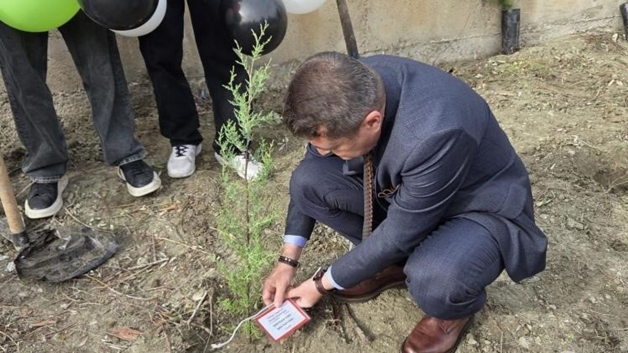 Bilecik'te Fidan Dikimi ile Çevre ve Kardeşlik Bilinci Artırıldı