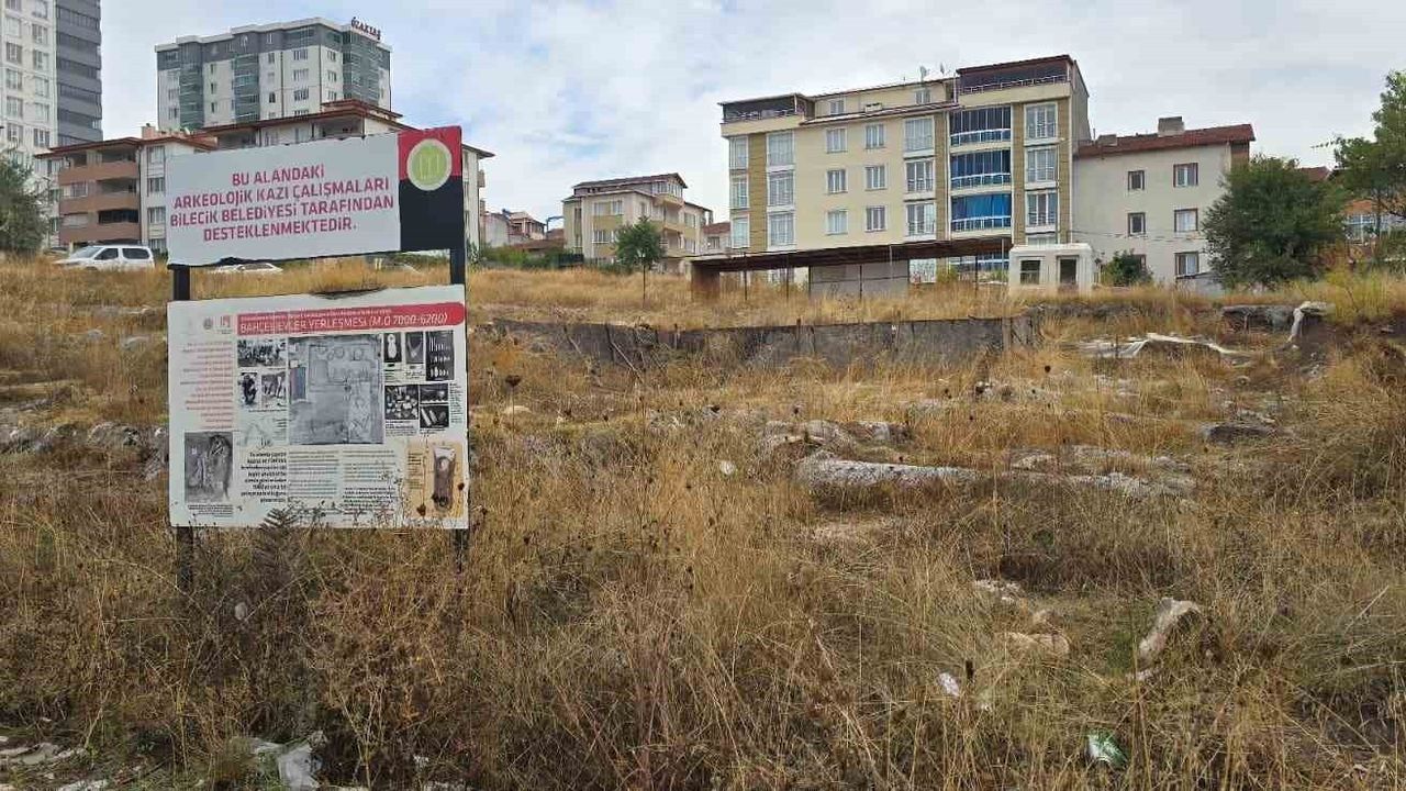 Bilecik'teki 9 Bin Yıllık Yaşam Alanı Açık Hava Müzesi Olmalı