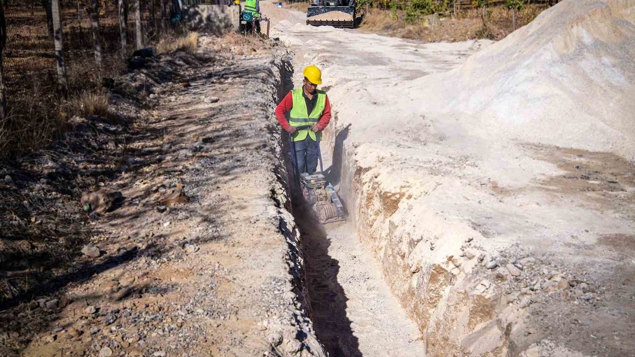 Bindal Mahallesi’nde İçme Suyu Altyapısı Yenileniyor