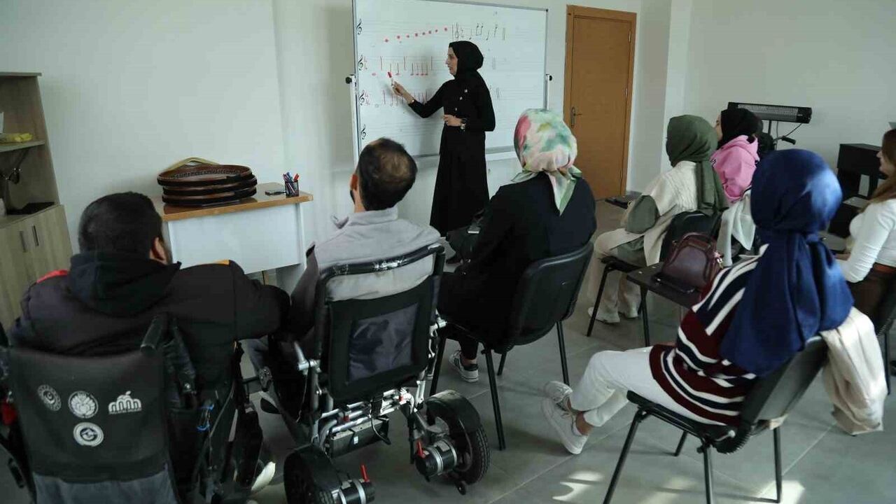 Bingöl'de Dezavantajlı Bireyler İçin Engelsiz Yaşam Merkezi Faaliyetleri