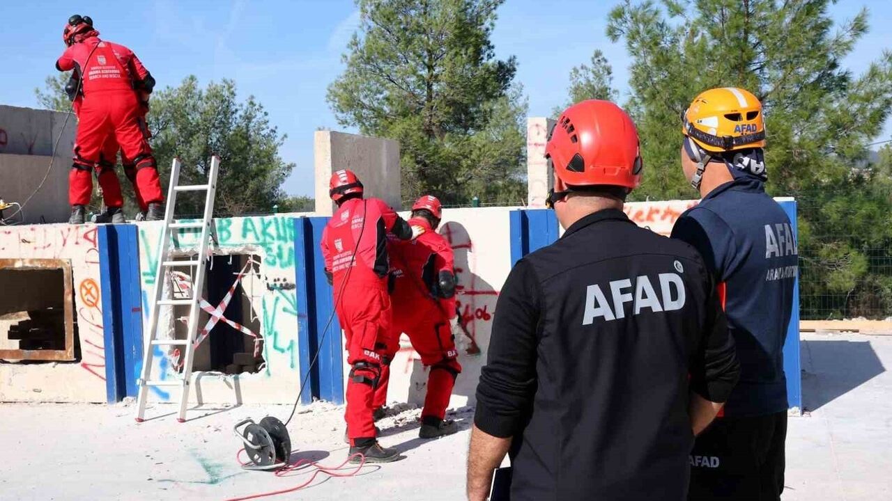 Bodrum Belediyesi Kurtarma Ekibi Zorlu Sınavı Başarıyla Tamamladı