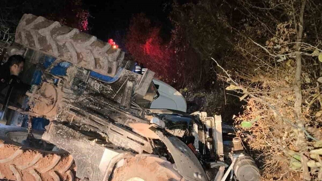 Bolu'da Traktör Devrildi: İki Kişi Yaralandı