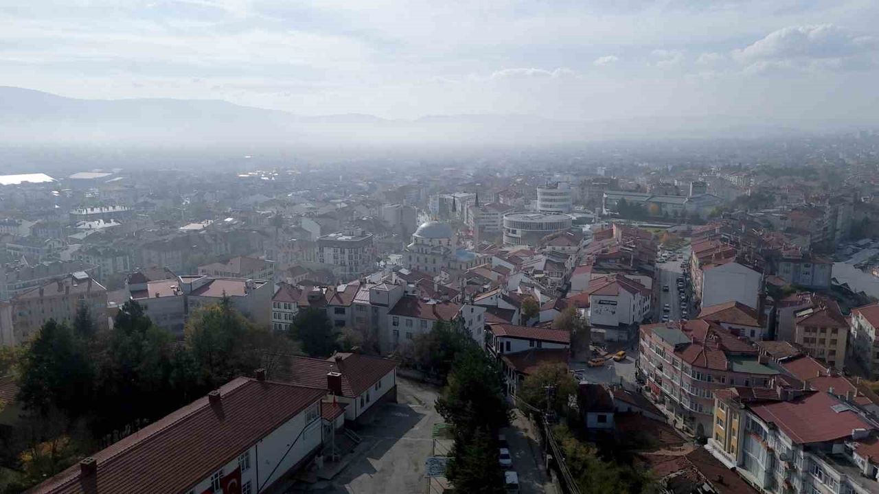 Bolu'da Yoğun Sis Etkisi