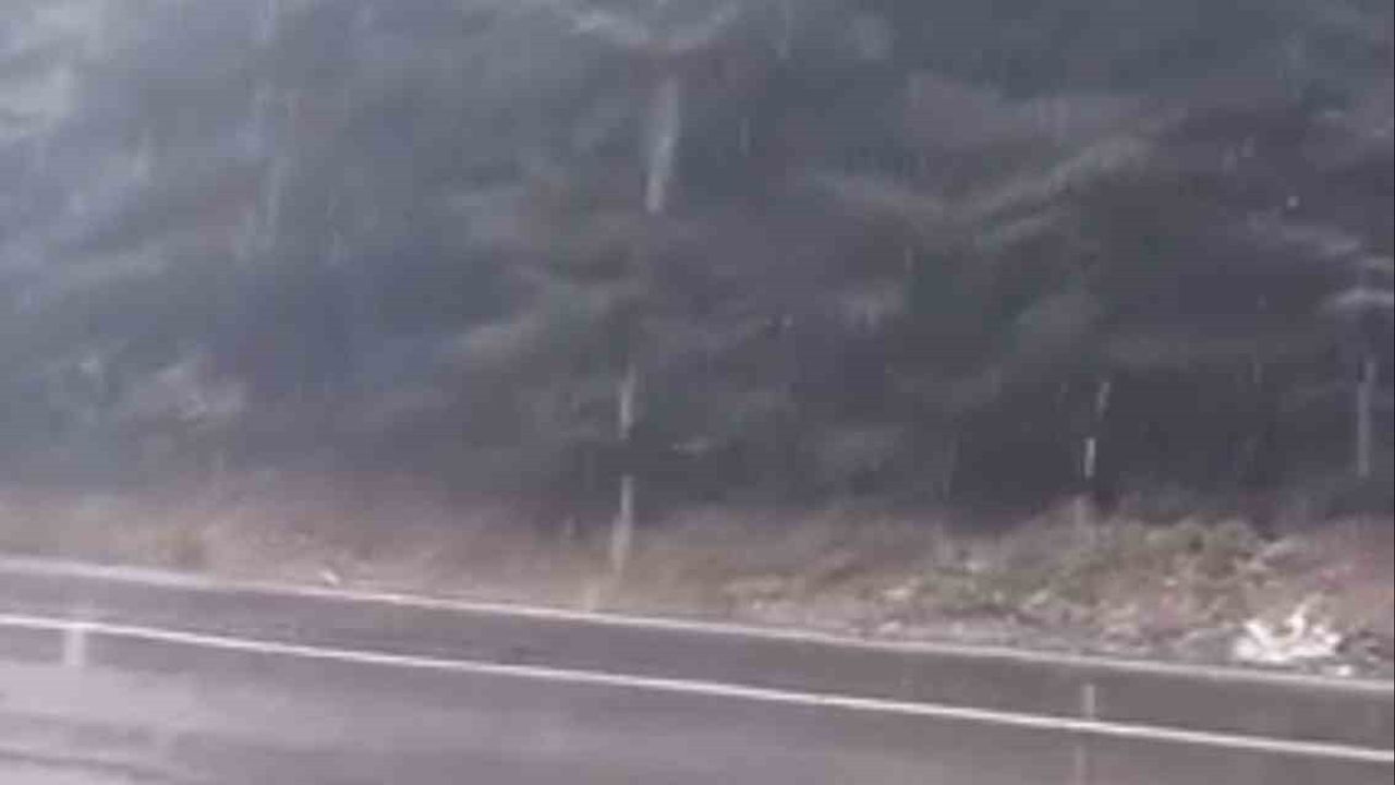 Bolu'da Yüksek Kesimlere Kar Yağışı