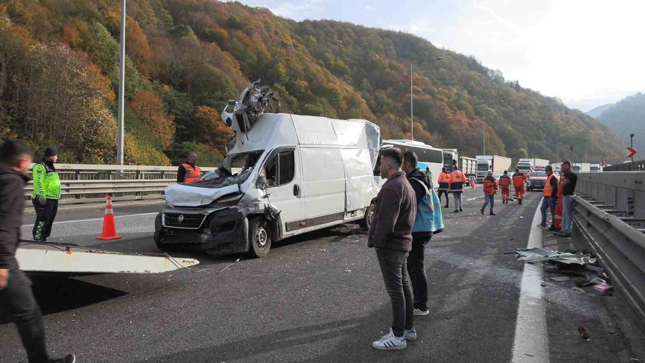 Bolu'da Zincirleme Kaza: 1 Yaralı