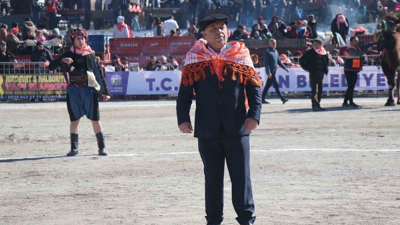 Bozdoğan'da Deve Güreşleri Ramazan Nedeniyle İptal Edildi