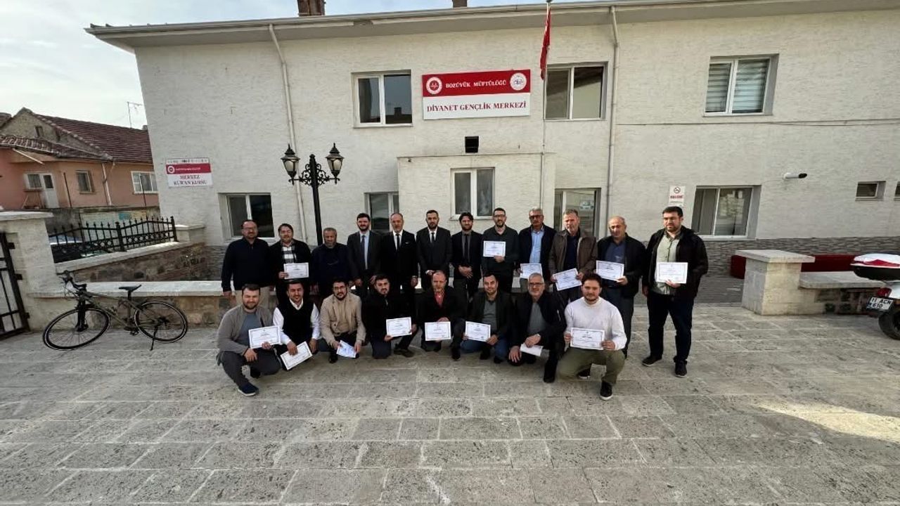 Bozüyük'te Vaaz Becerilerini Geliştirme Kursu Düzenlendi