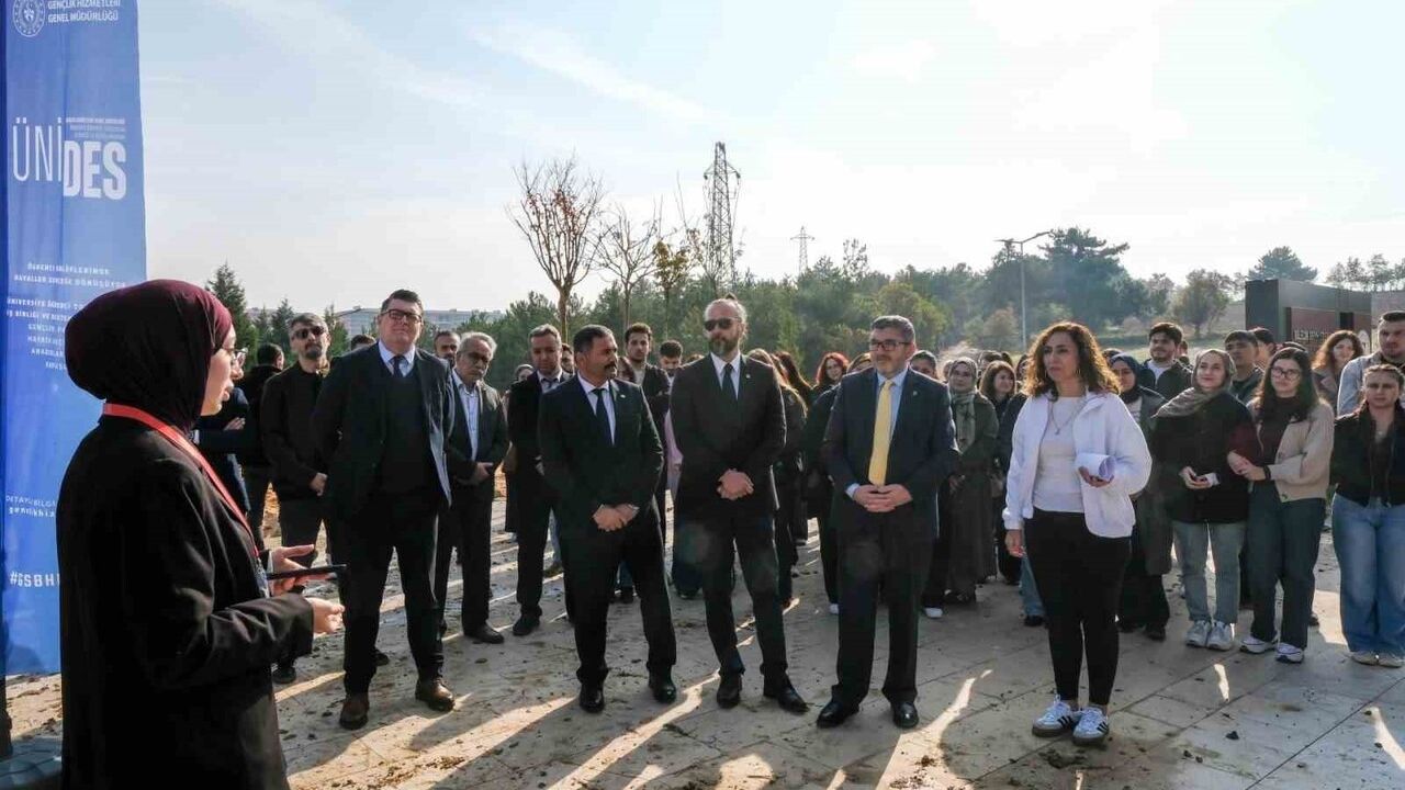 BŞEÜ Kampüsünde Yeni Fidanlar Dikildi