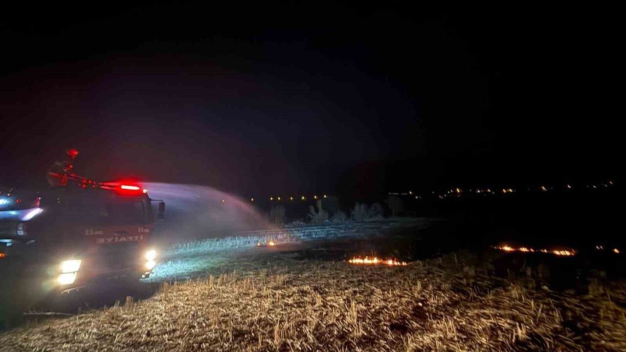 Bucak'taki Arazi Yangını Kontrol Altına Alındı