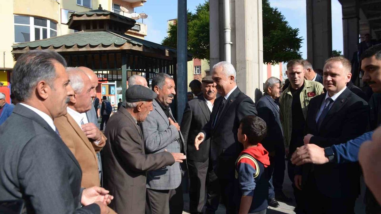 Bulanık'ta Öğretmenevi Temeli Atıldı