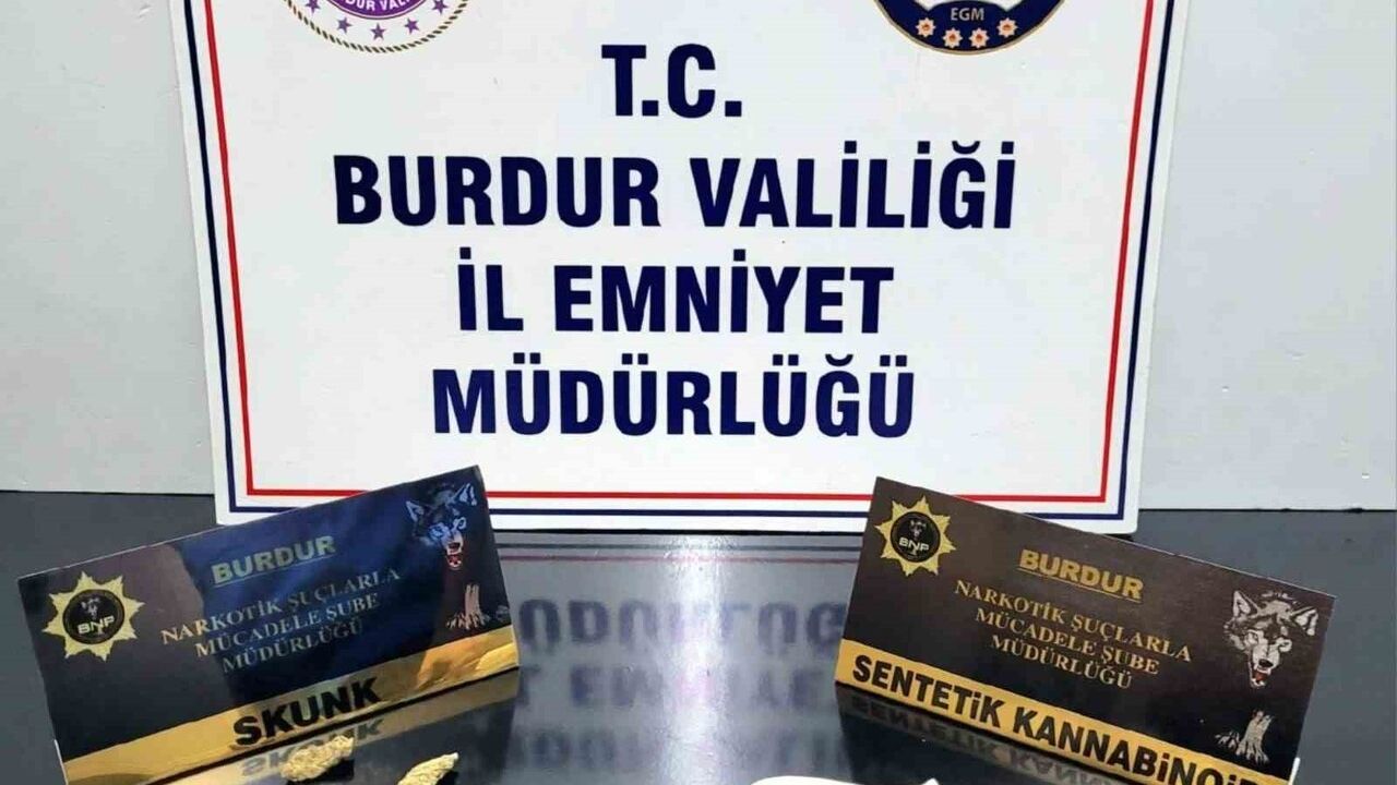 Burdur'da Uyuşturucu Operasyonu: 3 Kilo Sentetik Kannabinoid Ele Geçirildi