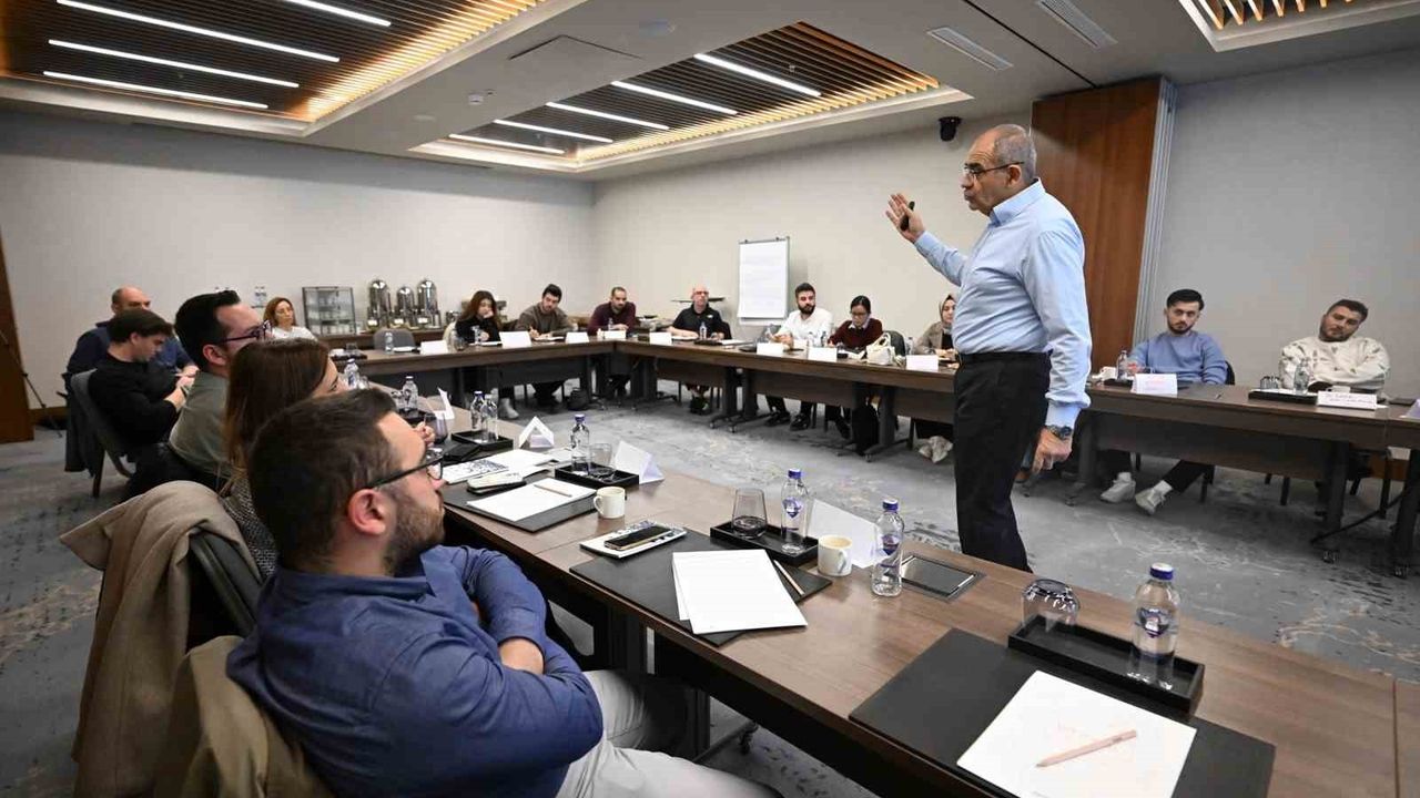 Bursa Business School'da B2B Pazarlama ve Satış Eğitimi