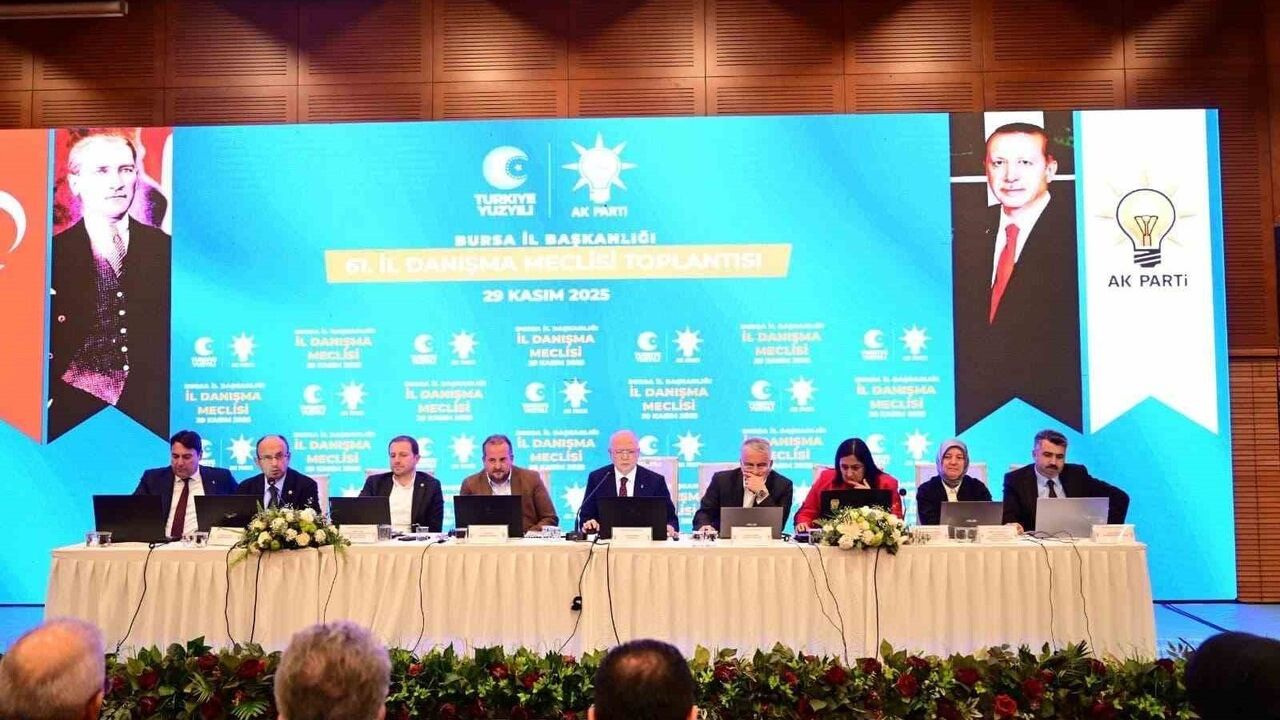 Bursa'da AK Parti'ye Akın Var