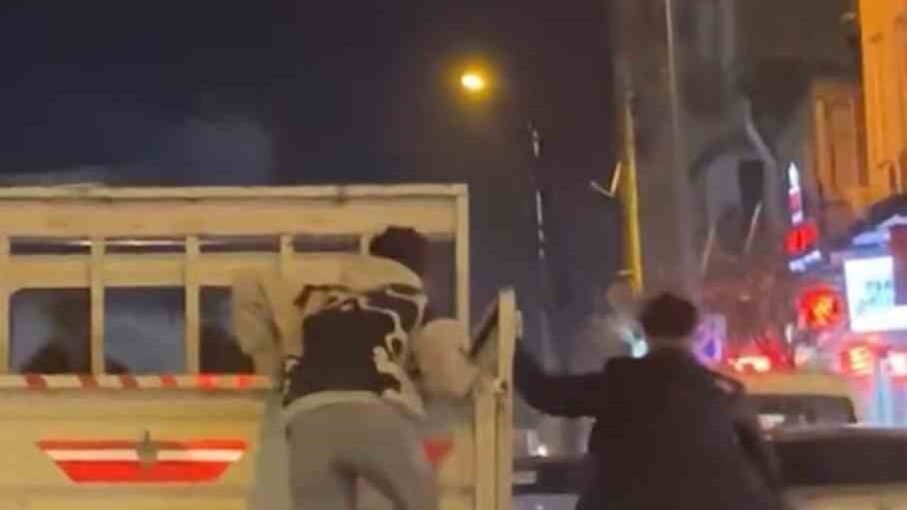 Bursa'da Tehlikeli Gençlik Yolculuğu Kamerada