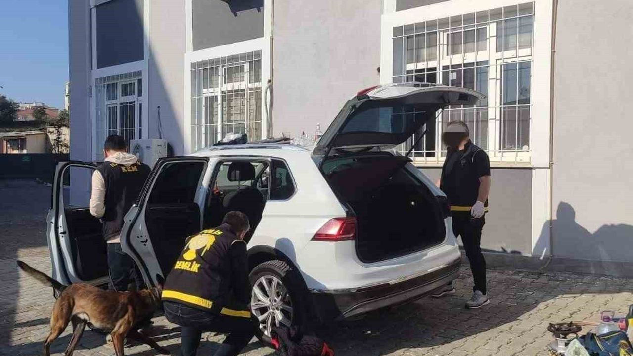 Bursa'da Uyuşturucu Operasyonu: 5 Bin 526 Adet Captagon Ele Geçirildi