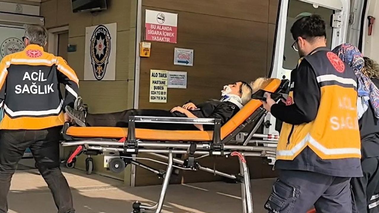 Bursa İnegöl'de Motosiklet Kazası: Genç Kadın Yaralandı