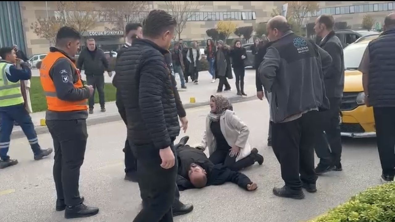 Bursa Şehir Hastanesi Önünde Kaza: Fırat B. Yaralandı