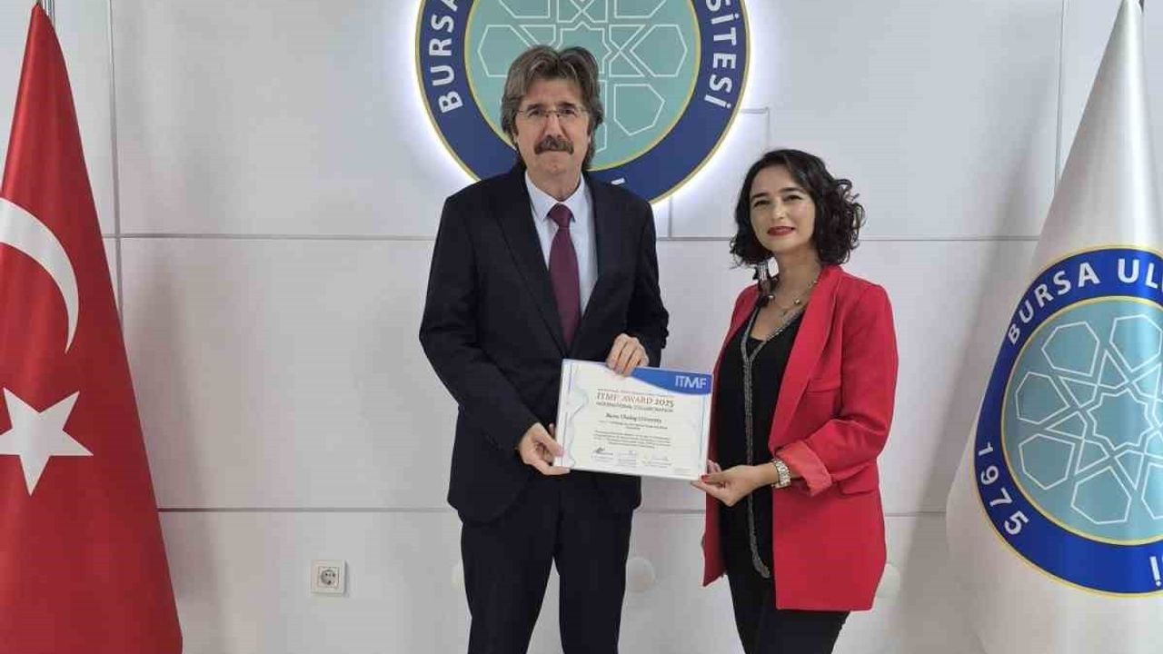 Bursa Uludağ Üniversitesi'nde Ödül Heyecanı