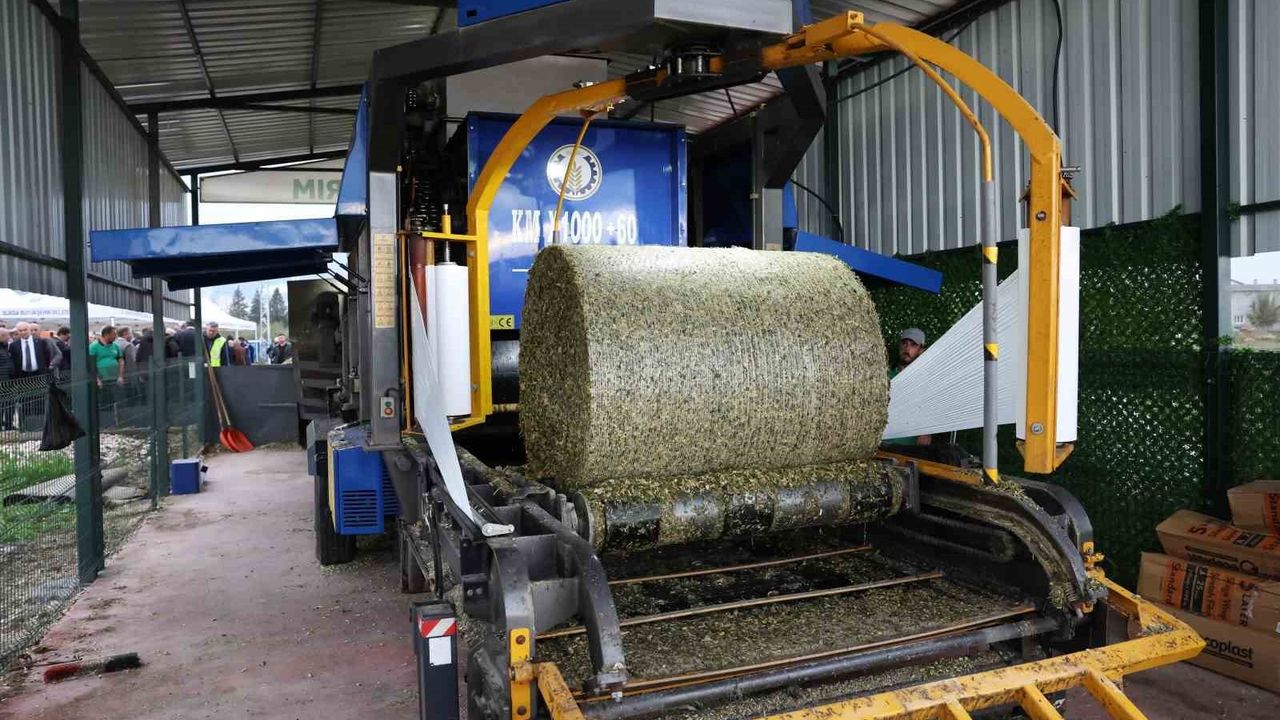 Bursalı Çiftçilere Silaj Paketleme Desteği