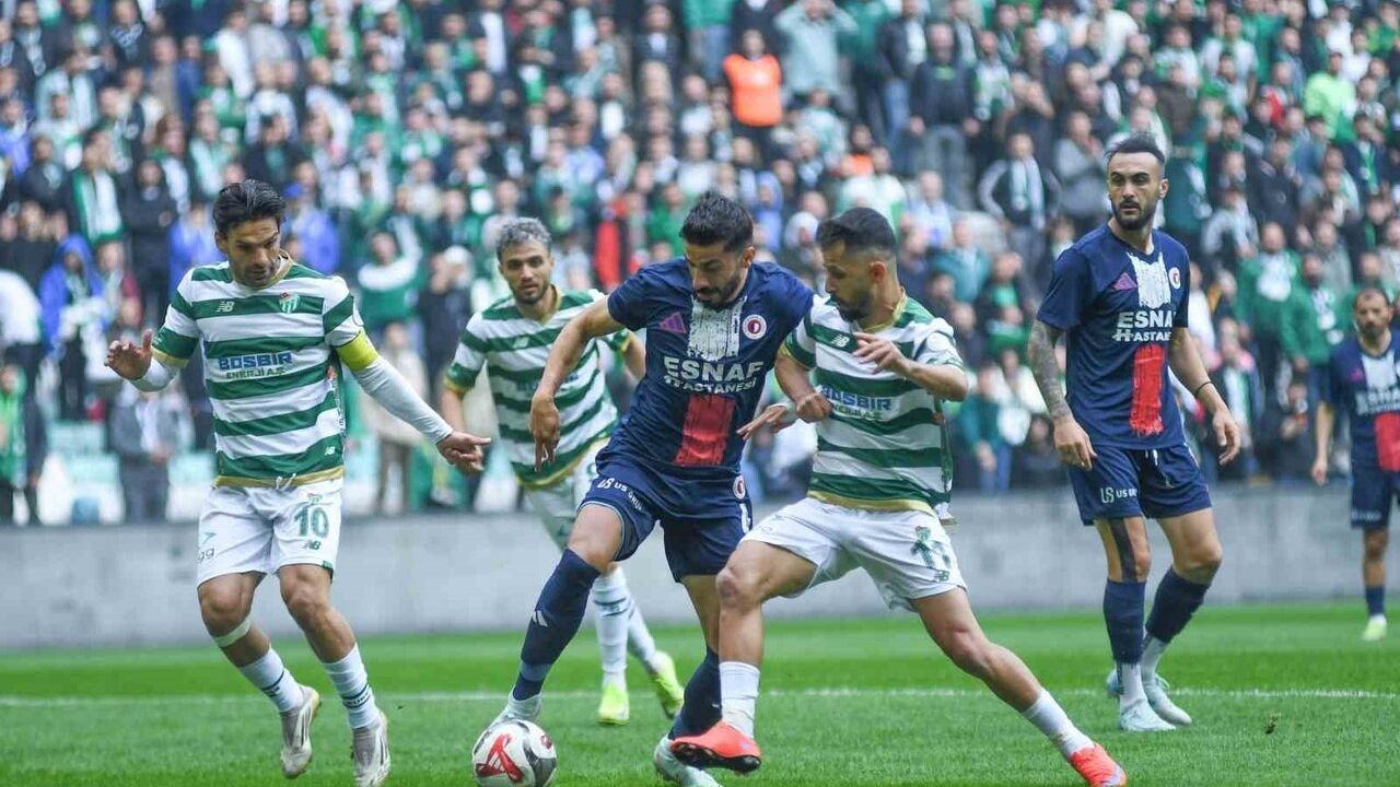 Bursaspor Fethiyespor'u 3-0 Mağlup Ederek Moral Depoladı