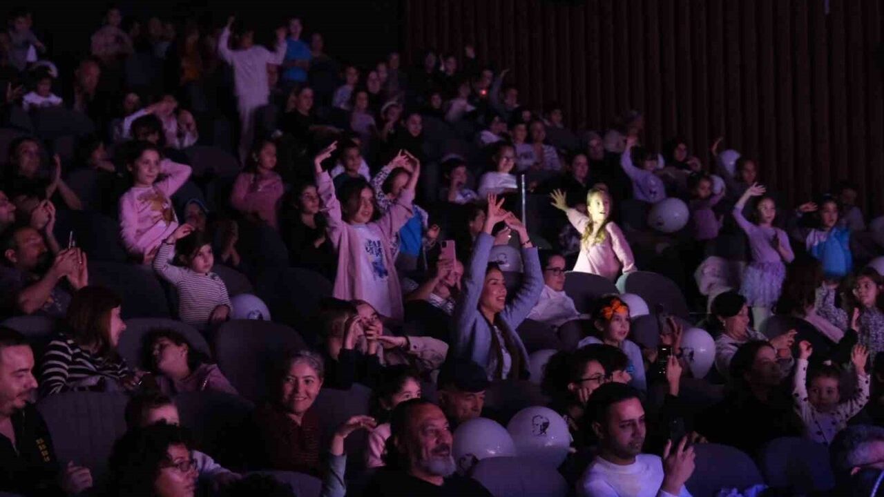 Büyükçekmece'de Çocuk Hakları Tiyatrosu