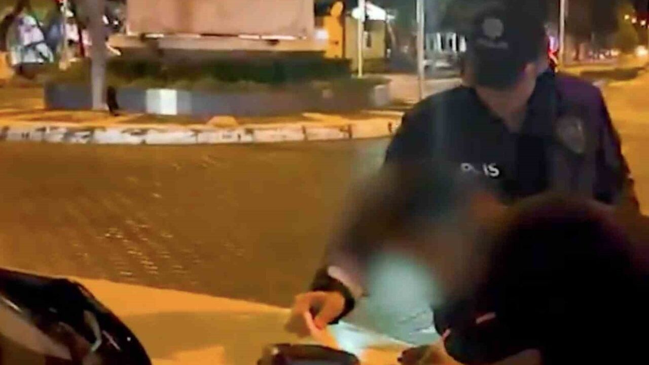 Çanakkale'de Alkollü Şahislere Para Cezası Uygulandı