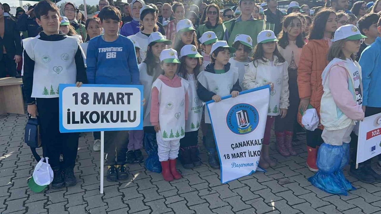 Çanakkale'de Fidanlar Toprakla Buluştu