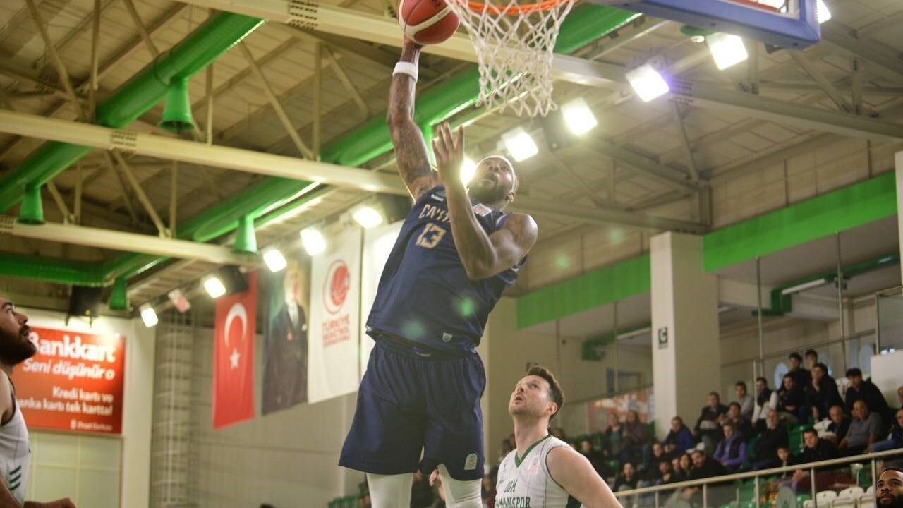 Çayırova Belediyesi Deplasmandan Galibiyetle Döndü