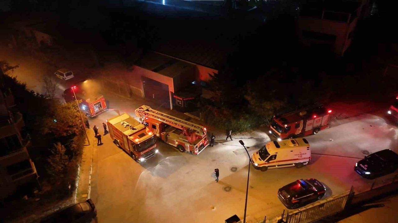 Çekmeköy'de Yanık Kokusu, Facianın Eşiğinden Dönülmesini Sağladı