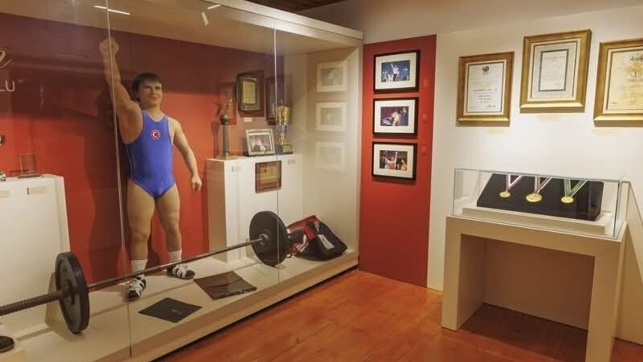 Cep Herkülü Naim Süleymanoğlu’nun Müze Evi Açılıyor