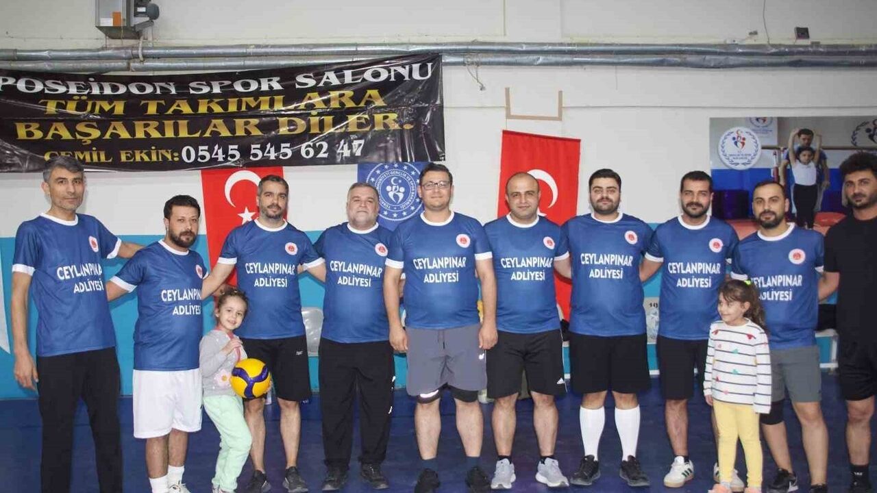 Ceylanpınar Voleybol Turnuvasında Şampiyon Gençlik ve Spor Takımı Oldu