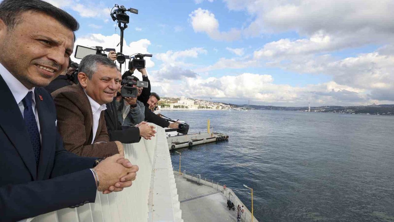 CHP Genel Başkanı Özgür Özel, Kabataş Transfer Merkezi'nin 2. Etap Açılışında