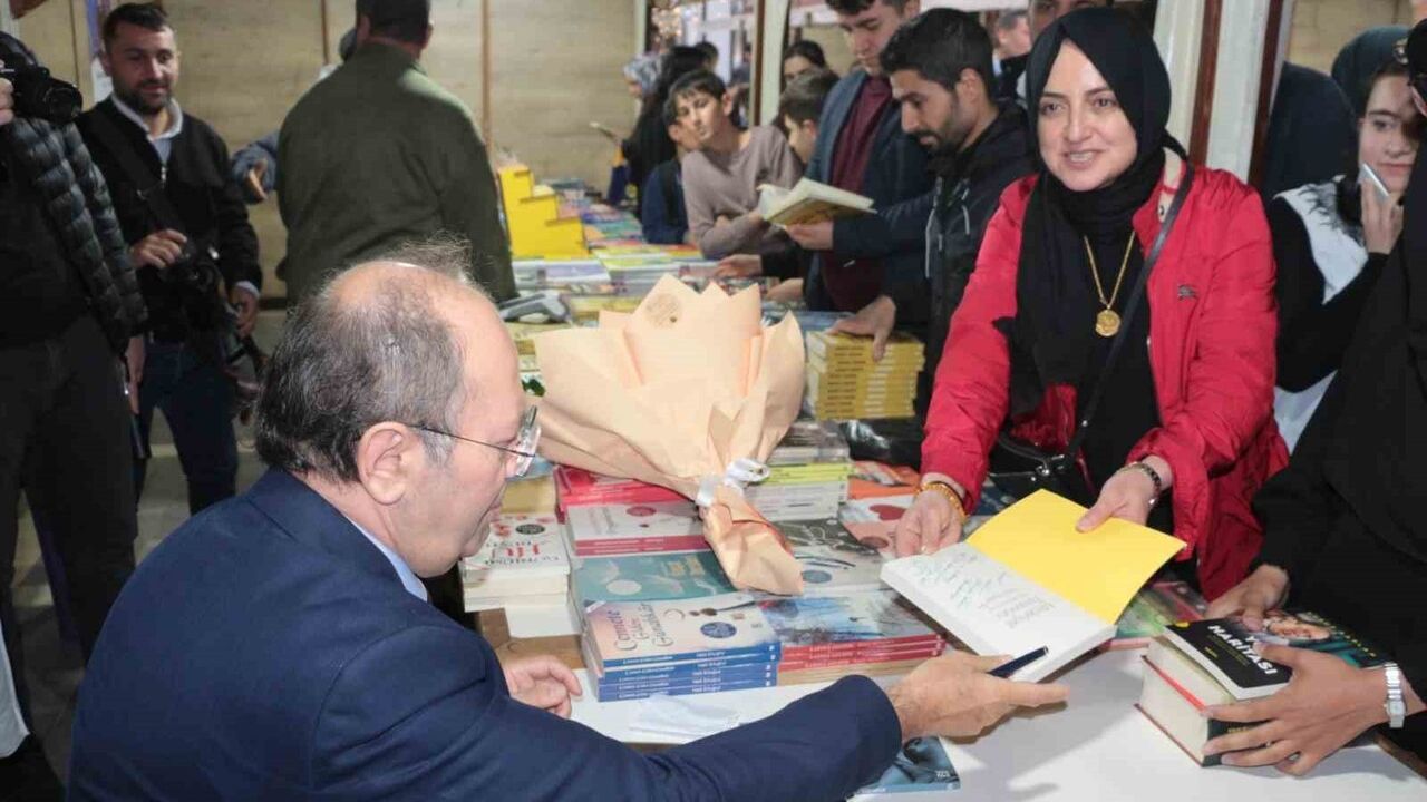 Cizre'de Kültürel Etkinlikler Hız Kazanıyor