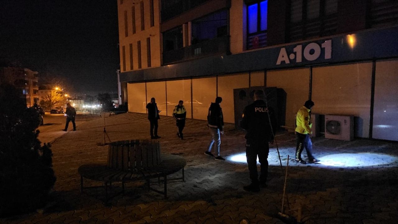 Çorum'da Genç Silahlı Saldırıda Yaralandı