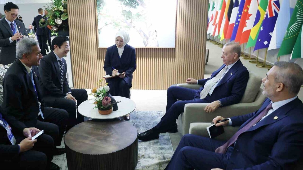 Cumhurbaşkanı Erdoğan, Singapur Başbakanı Wong ile Görüşme Gerçekleştirdi