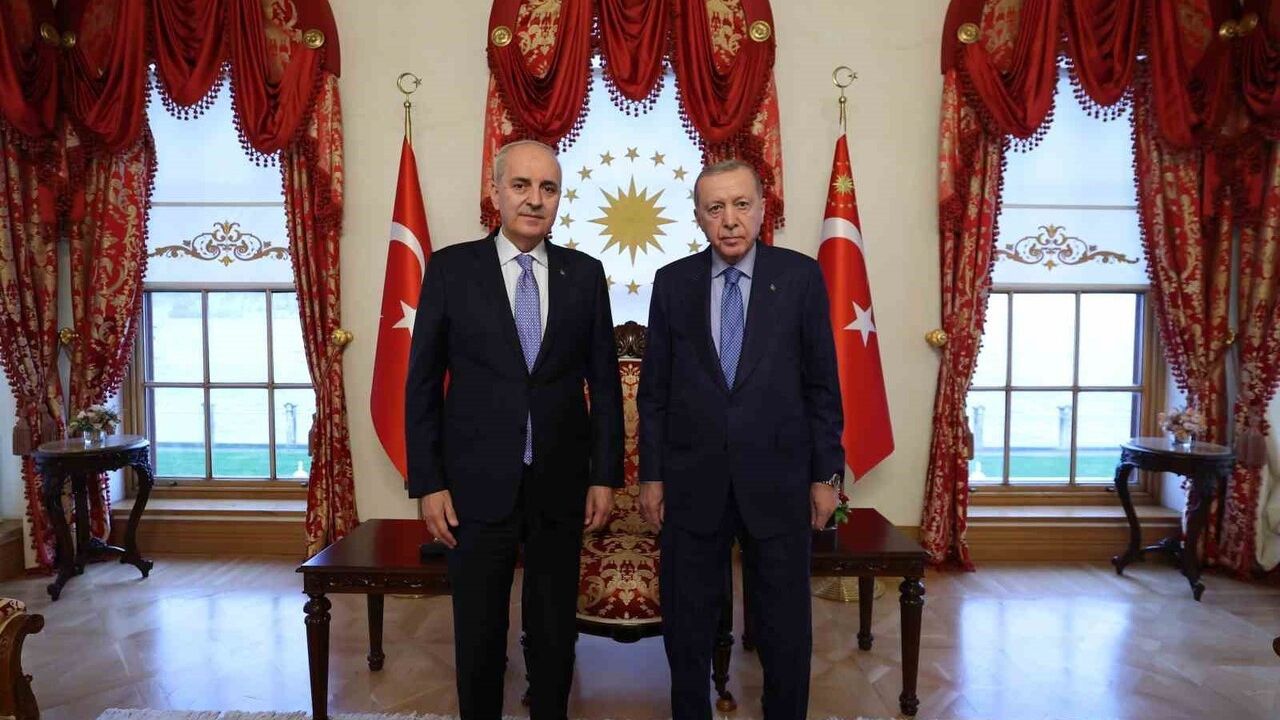 Cumhurbaşkanı Erdoğan, TBMM Başkanı Numan Kurtulmuş'u Ağırladı