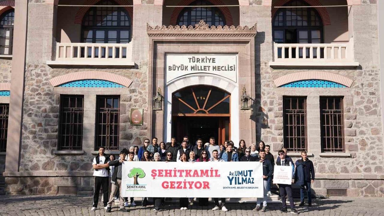 Cumhuriyetin 102. Yılı Şehitkamil'den Ankara'ya Uzanıyor