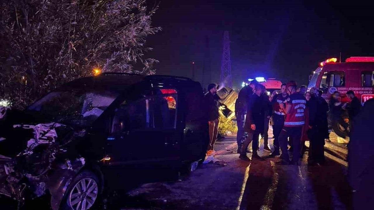 D-140 Karayolunda Trafik Kazası: 1 Ölü, 2 Yaralı