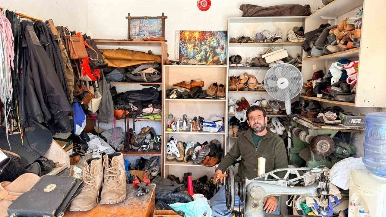 Datça'nın Tek Ayakkabı Tamircisi: Rıdvan Arslan'ın Hikayesi