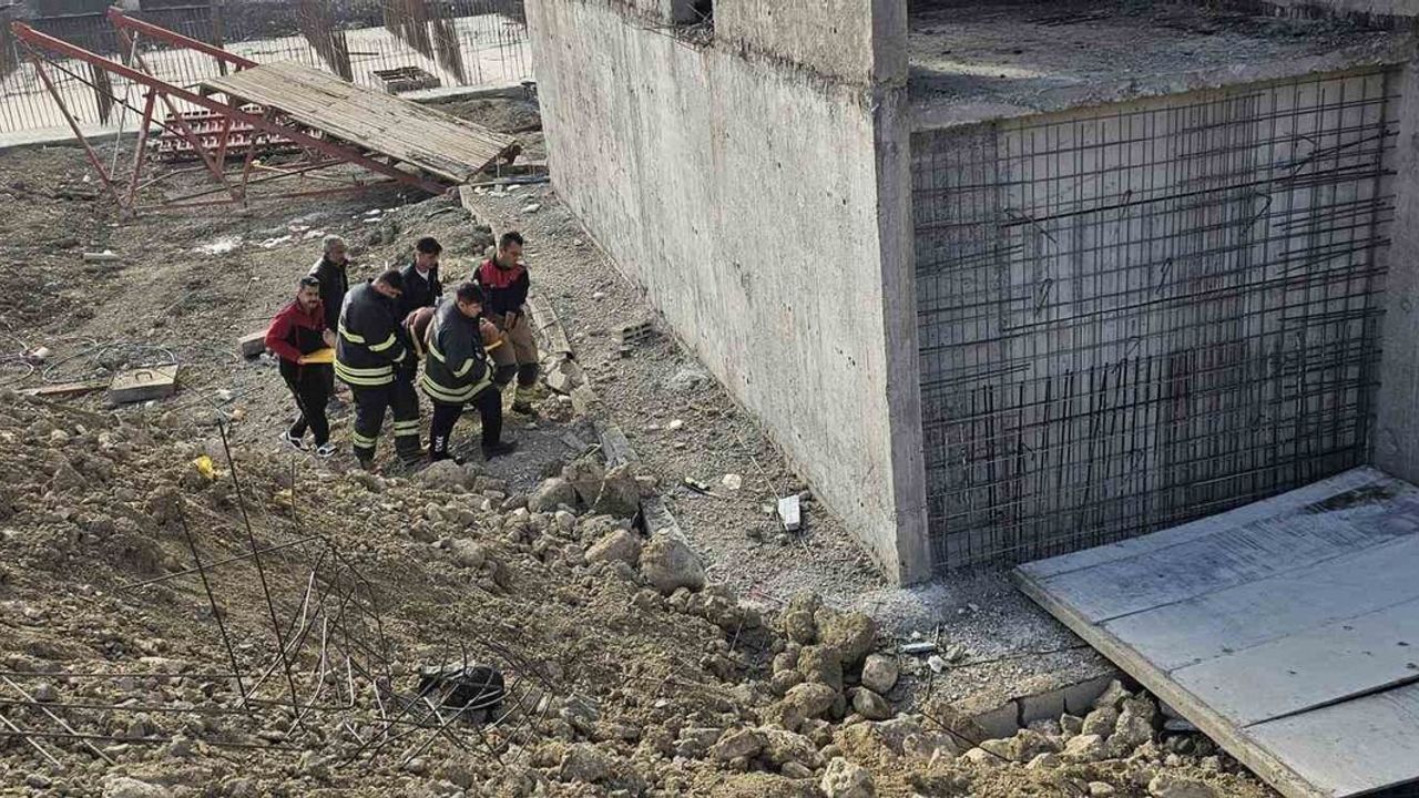 Defne'de İnşaata Düşen Şahıs Kurtarıldı