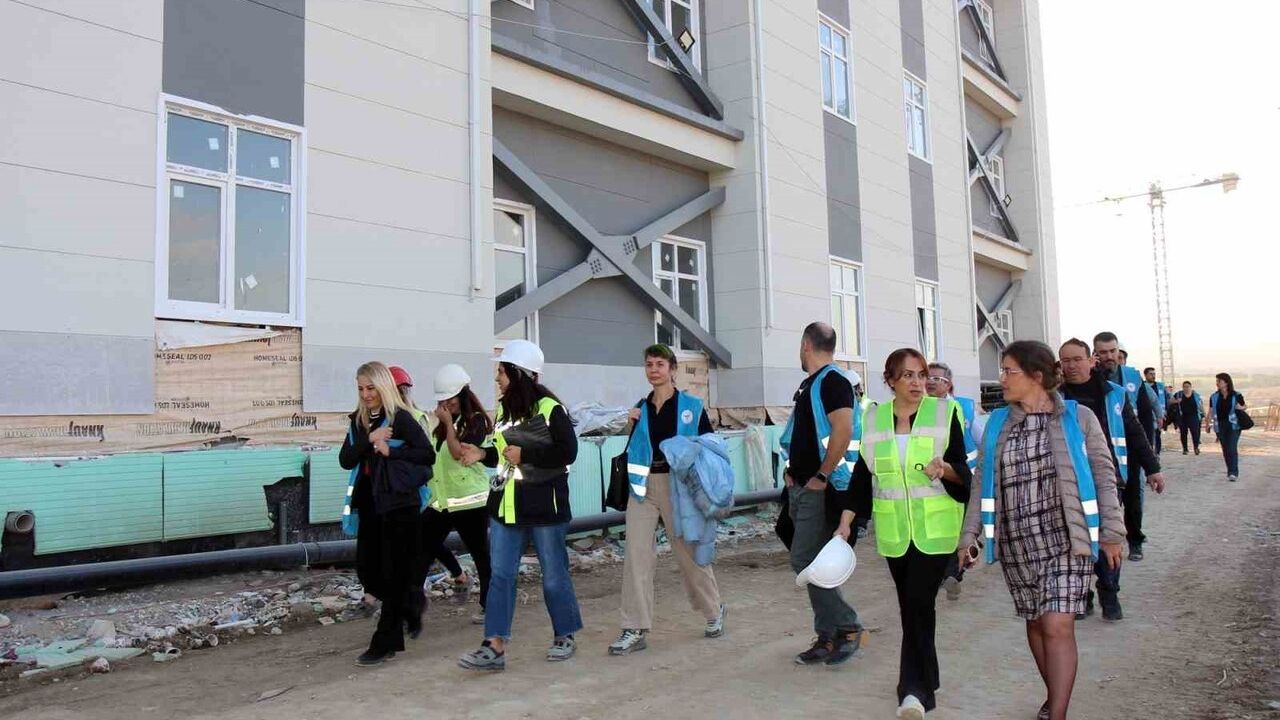 Denizli'de Yeni Acil Durum Hastanesi İncelemesi