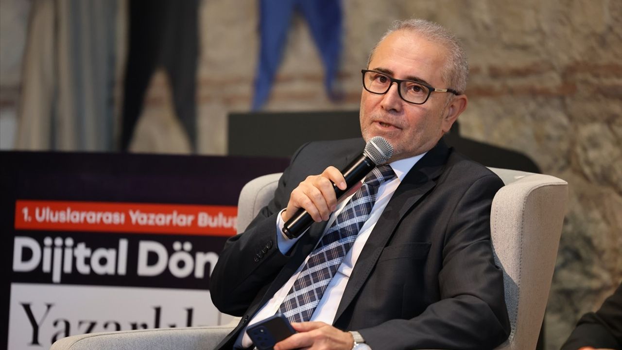 Dijital Dönemde Yazarlık ve Yapay Zeka Tartışıldı