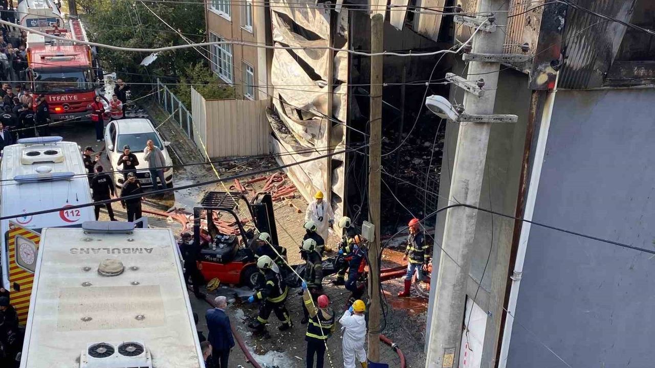 Dilovası'nda Tesis Yangını: 6 Ölü