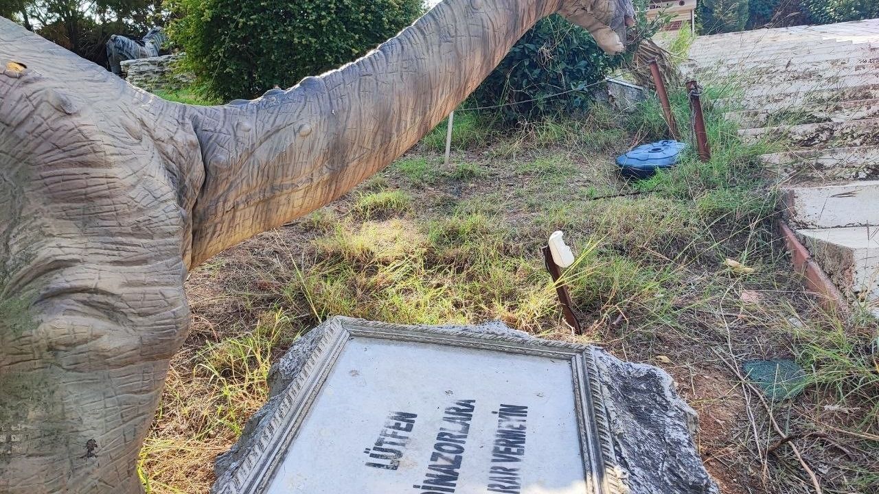 Dinazor Park'ın Çürümesi: Adana'da Bir Başarısızlık Hikayesi