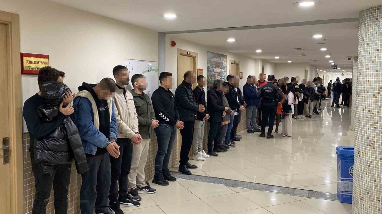 Dini Duyguları İstismar Eden Dolandırıcılara Operasyon