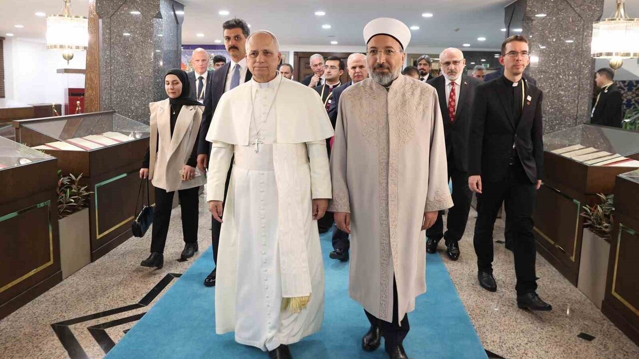 Diyanet İşleri Başkanı Arpaguş ve Papa 14. Leo Görüştü